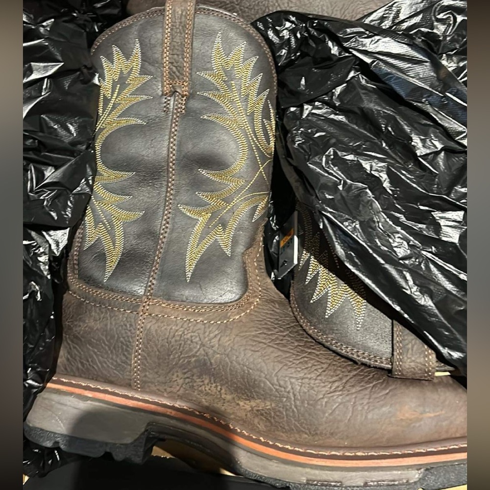 🔥NEW ARIAT BOOTS🔥